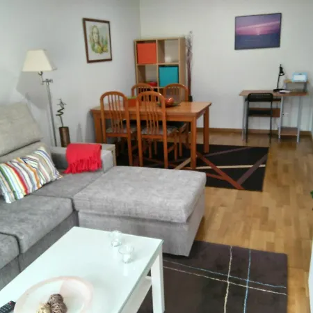 Peregrinos Y Uso Turistico Centro De * A Guarda