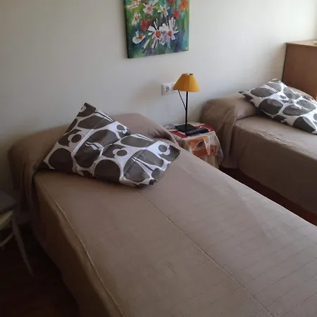 Peregrinos Y Uso Turistico Centro De A Guarda