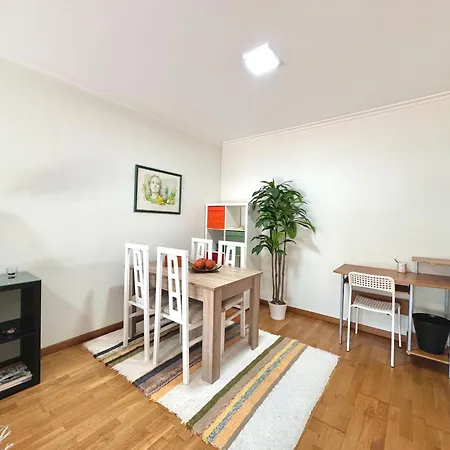 Peregrinos Y Uso Turistico Centro De