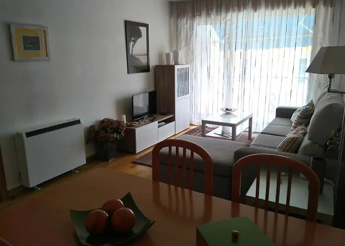 Peregrinos Y Uso Turistico Centro De * A Guarda