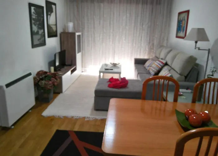 Peregrinos Y Uso Turistico Centro De *