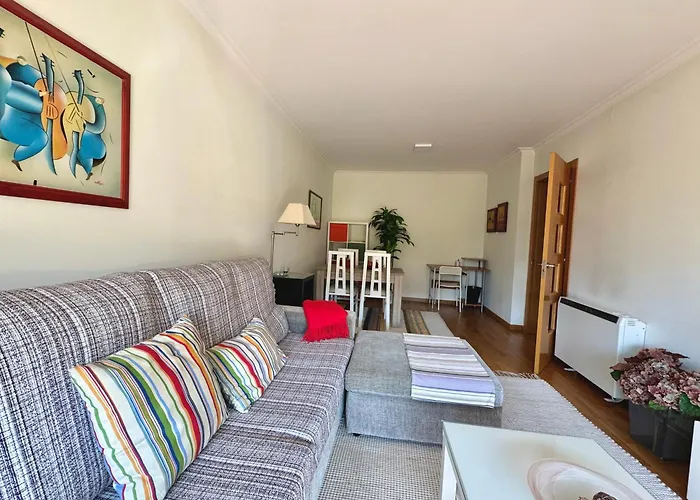 Peregrinos Y Uso Turistico Centro De * A Guarda