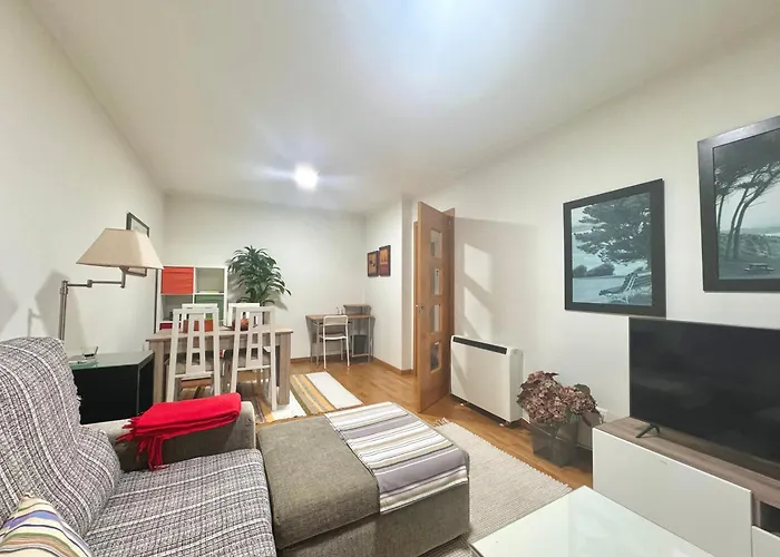 Peregrinos Y Uso Turistico Centro De *