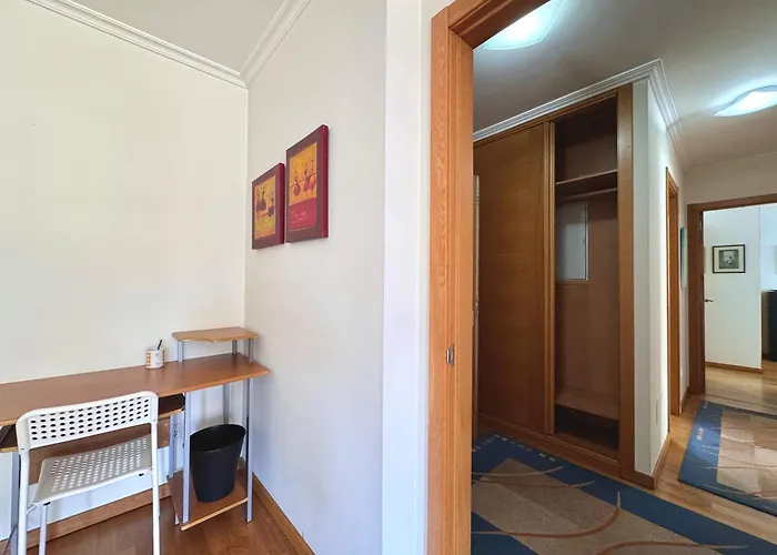 Peregrinos Y Uso Turistico Centro De * A Guarda