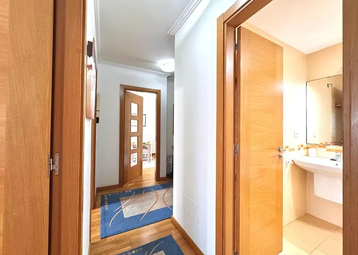 Peregrinos Y Uso Turistico Centro De * A Guarda